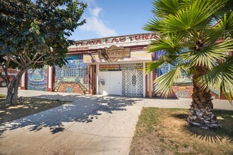 3400 W Washington Blvd, Los Angeles, CA for lease Interior Photo- Image 2 of 32