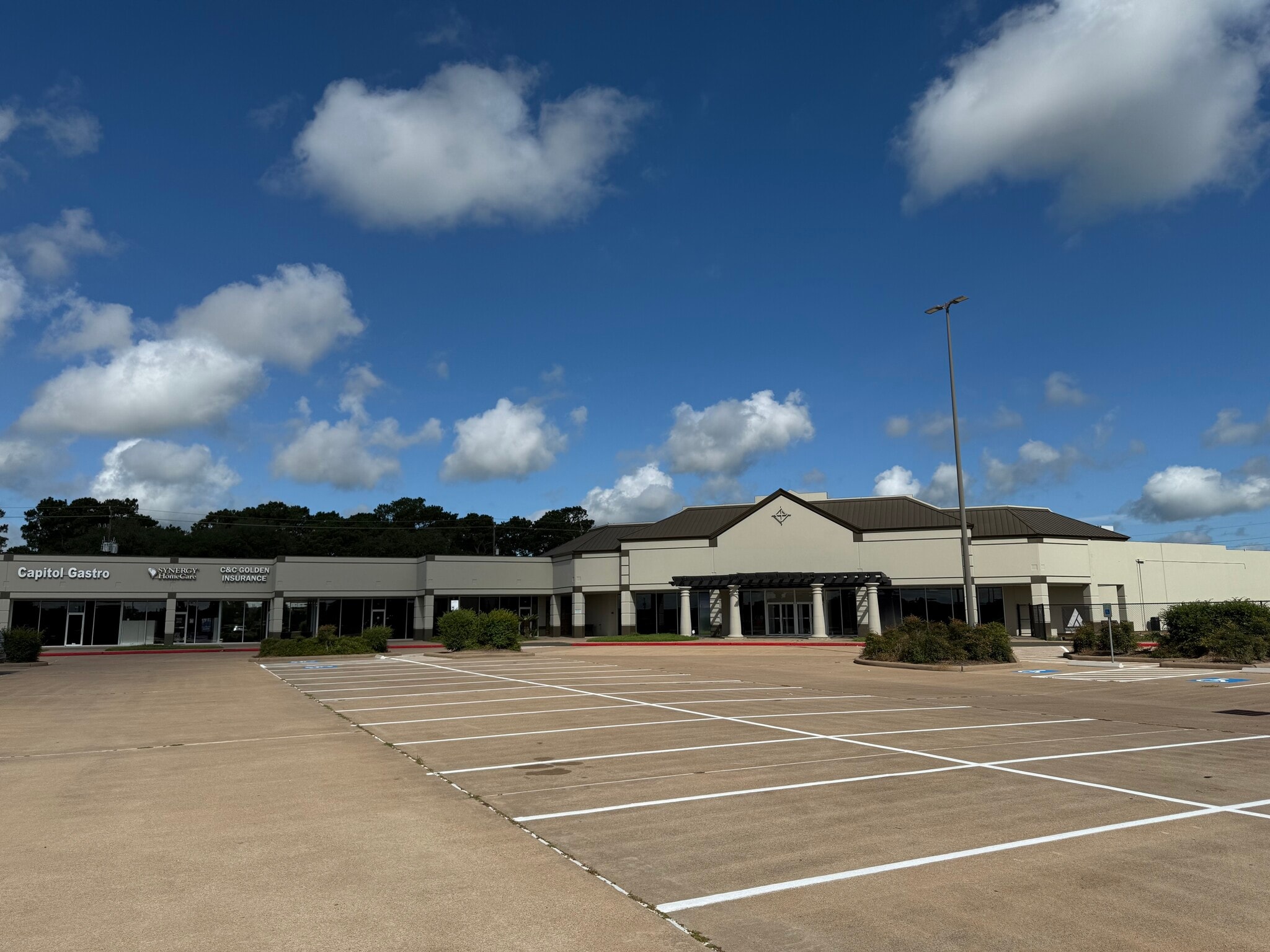 3701 Outlet Center Dr, Sealy, TX for lease Building Photo- Image 1 of 6