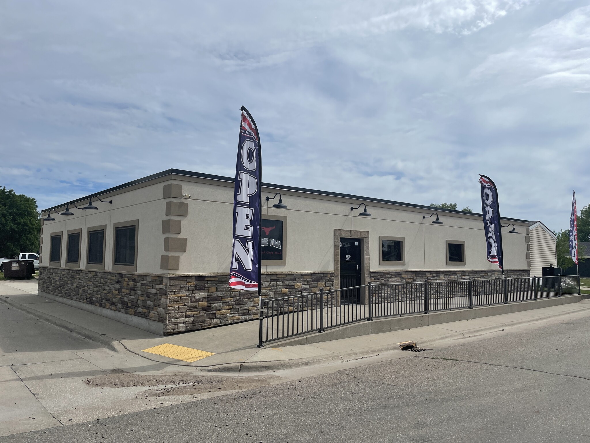 201 E Main St, Hinton, IA for sale Building Photo- Image 1 of 1