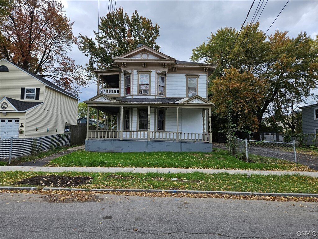 527 Seymour St, Syracuse, NY for sale Primary Photo- Image 1 of 1