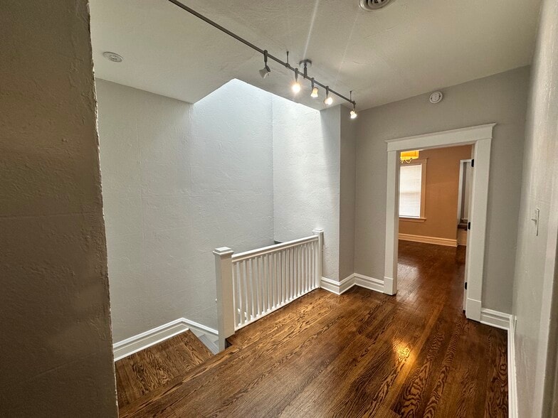 4734 McPherson Ave, Saint Louis, MO for lease - Building Photo - Image 2 of 10