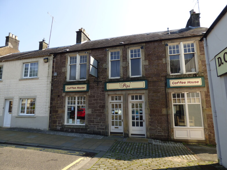22 Ancaster Sq, Callander for sale - Building Photo - Image 2 of 23