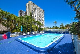 More details for 213 S Ocean Blvd, Pompano Beach, FL - Hospitality for Sale