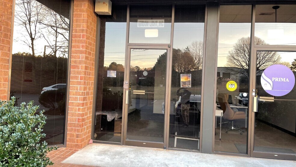 2885 N Berkeley Lake Rd NW, Duluth, GA for sale - Building Photo - Image 1 of 1