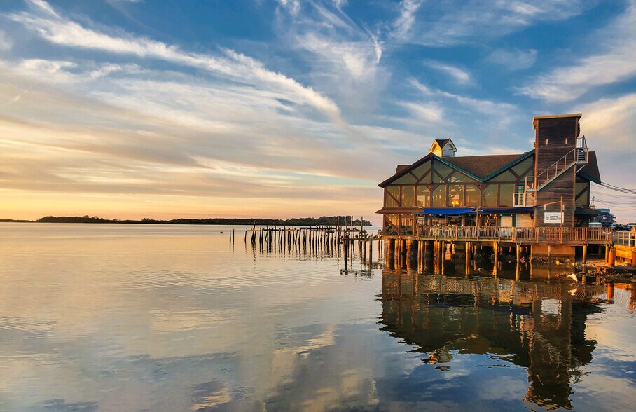 310 Dock st, Cedar Key, FL for sale - Building Photo - Image 1 of 1