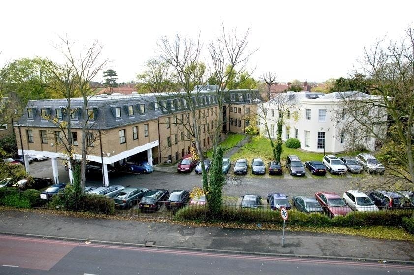 1 Central Rd, Morden for lease Building Photo- Image 1 of 7