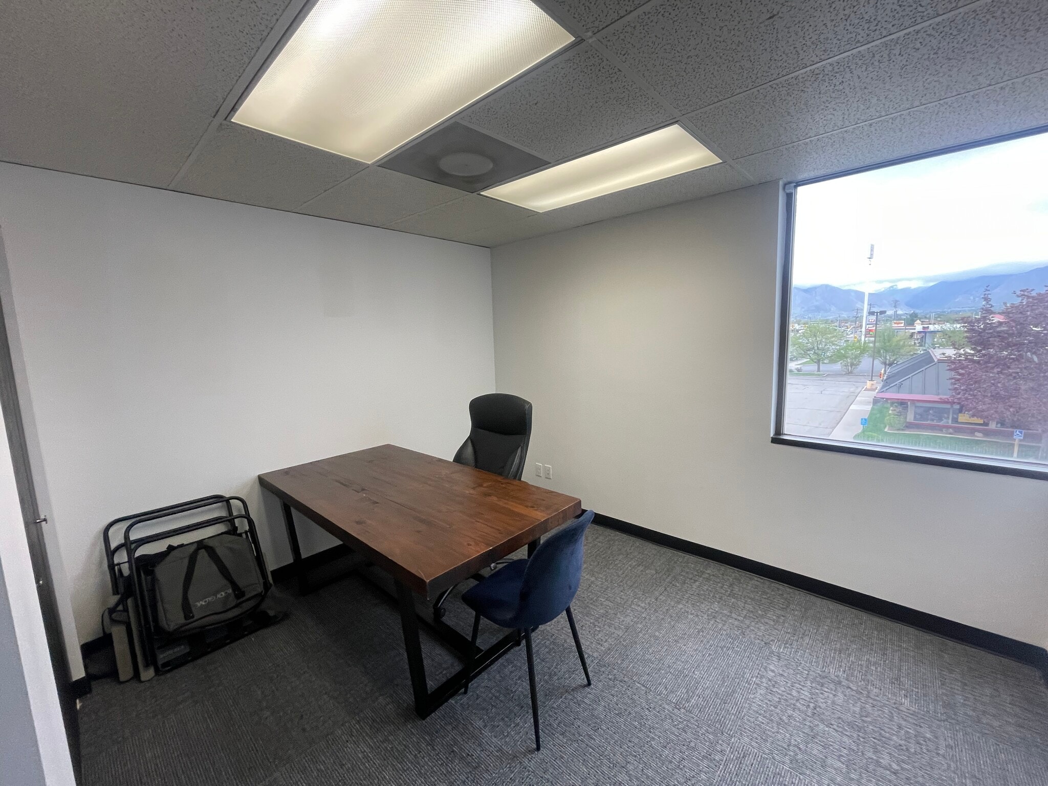 411 W 7200 S, Midvale, UT for lease Interior Photo- Image 1 of 5