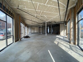 1650 W Adams St, Chicago, IL for lease Interior Photo- Image 2 of 3