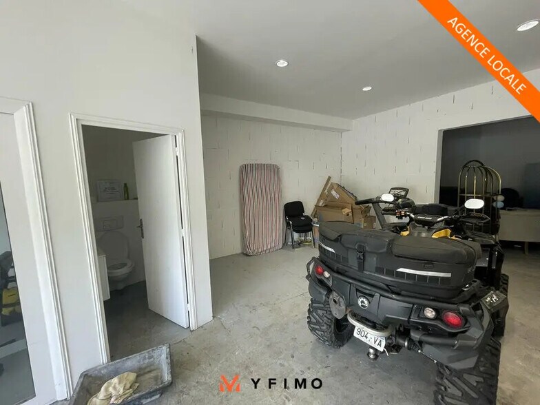 Flex in Mantes-la-Ville for lease - Interior Photo - Image 2 of 3