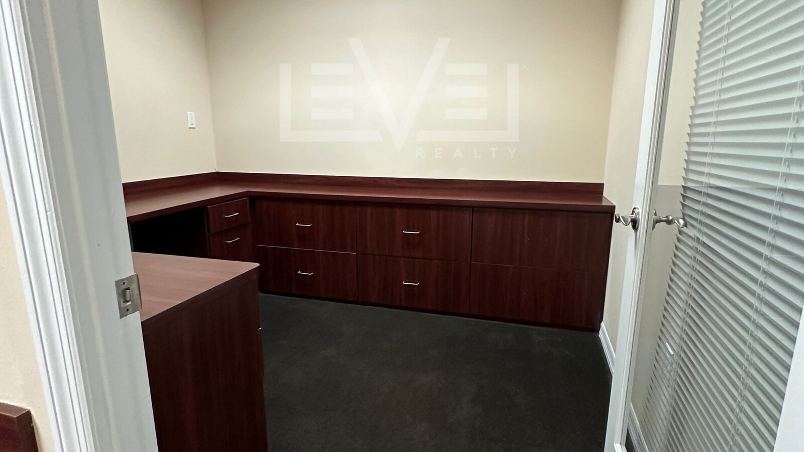 2455 E Sunrise Blvd, Fort Lauderdale, FL 33304 - Unit Full Floor -  - Interior Photo - Image 1 of 9