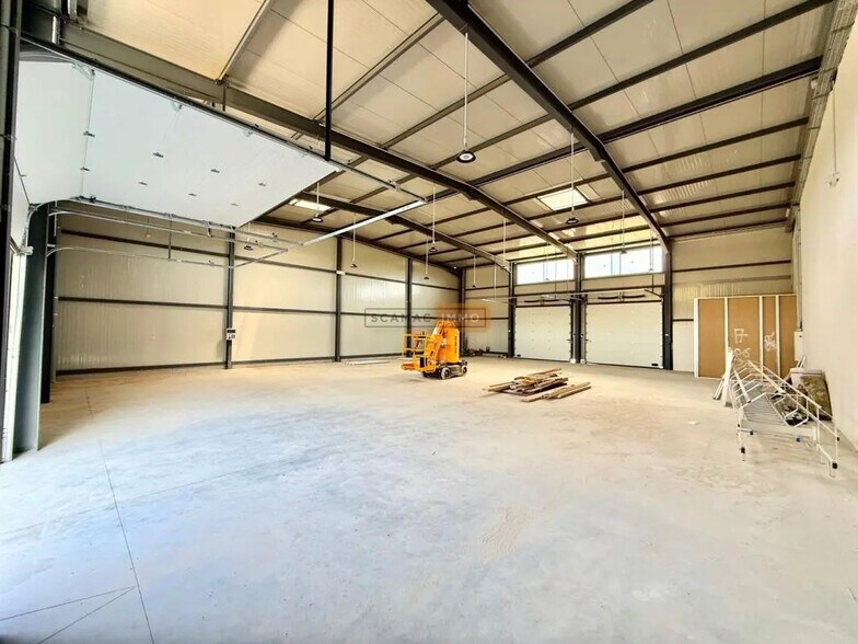 Industrial in Les Arcs for sale - Building Photo - Image 1 of 9