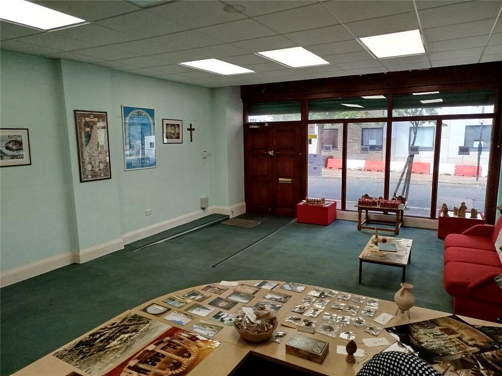 55-57 Queens Rd, Southend On Sea for lease Building Photo- Image 1 of 11