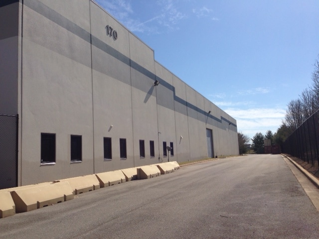 170 Jetplex Blvd, Huntsville, AL for lease - Building Photo - Image 2 of 10