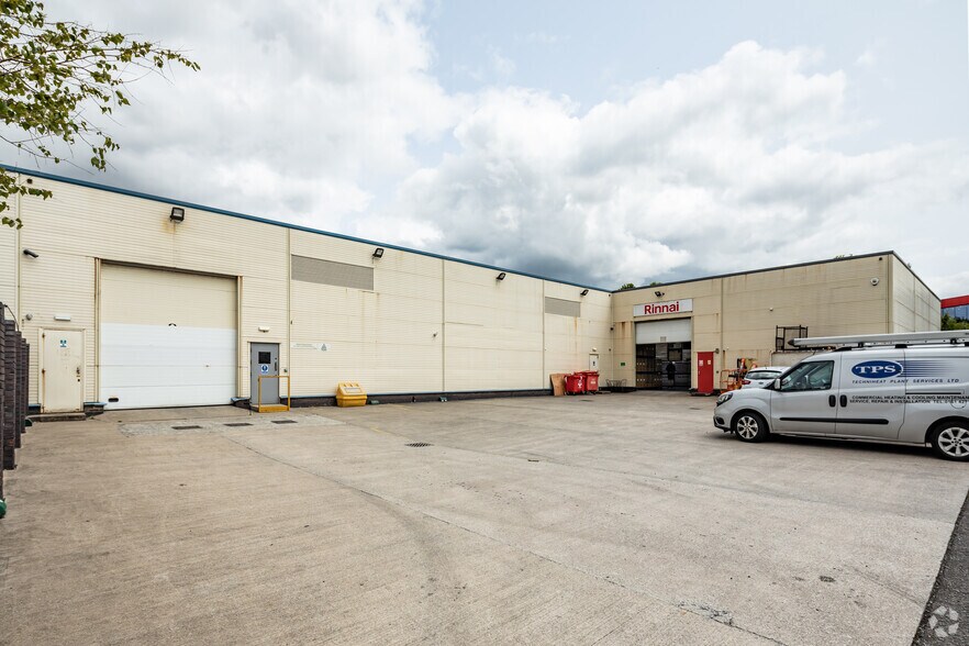 Christleton Ct, Runcorn for lease - Building Photo - Image 2 of 7