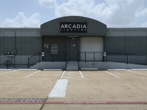 6115 Skyline Dr, Houston, TX for lease Building Photo- Image 1 of 24