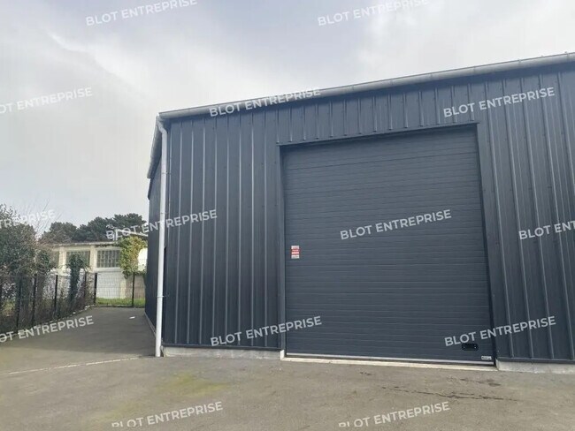 Location Local d'activités 135 m²