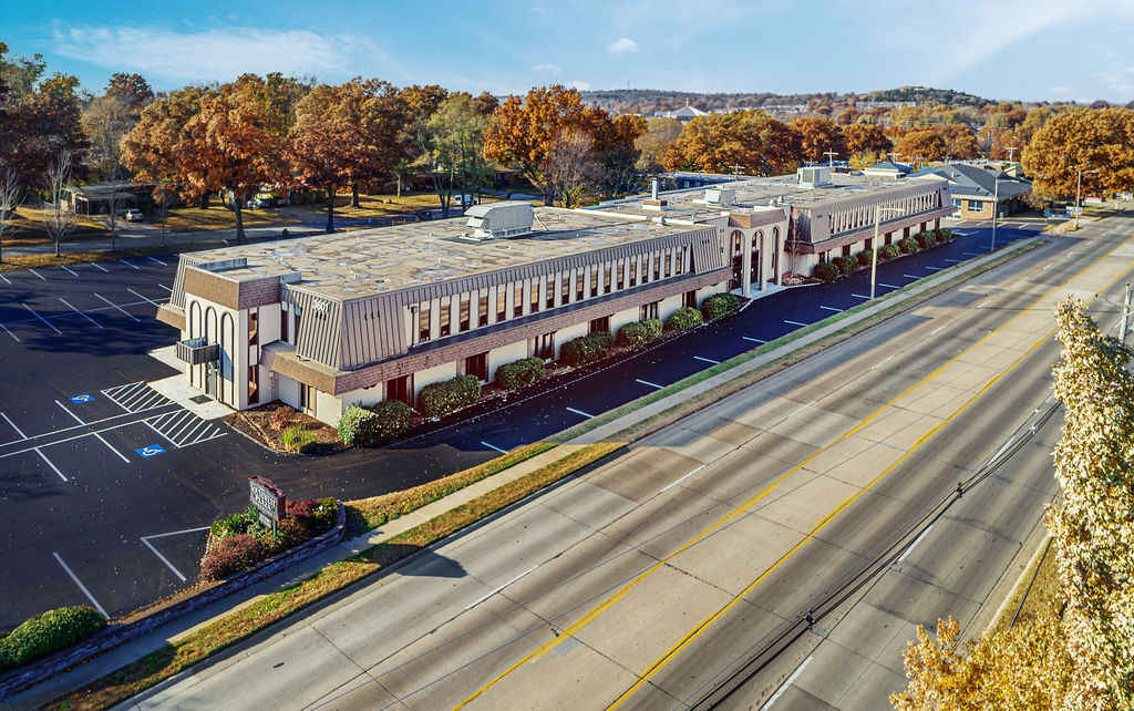 3601 SW 29th St, Topeka, KS for lease Building Photo- Image 1 of 13