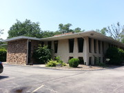 855 E Palatine Rd, Palatine IL - Parking Garage