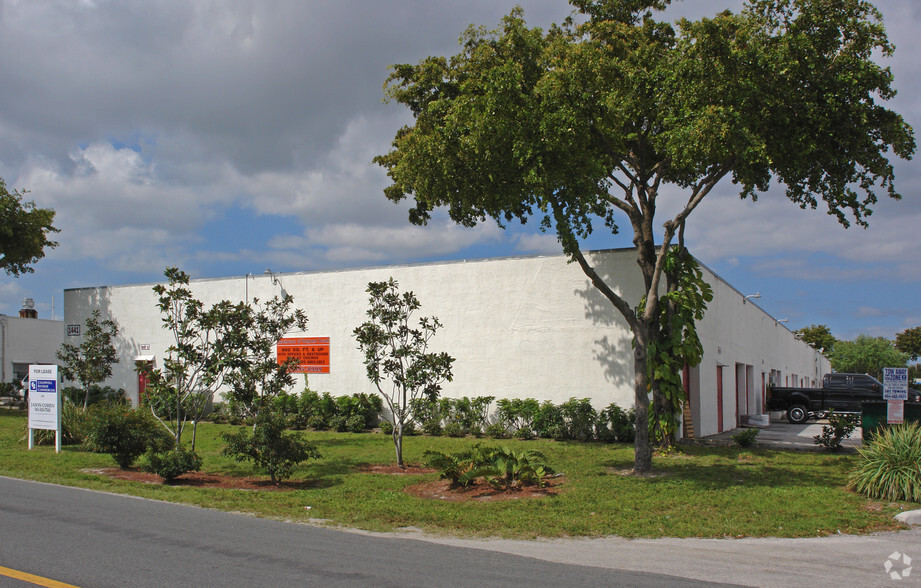 1441 SW 30th Ave, Pompano Beach, FL for lease - Building Photo - Image 3 of 3