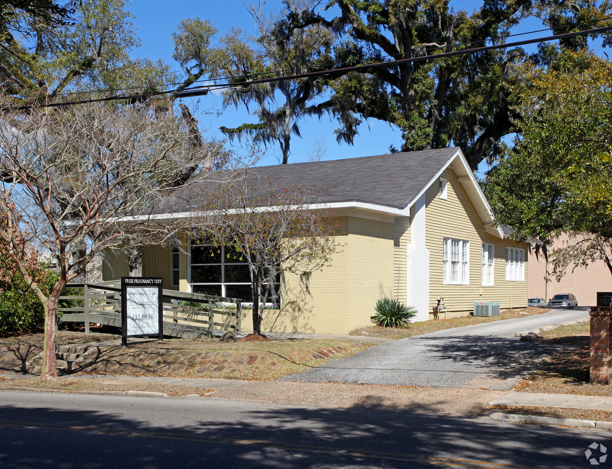 176 Mobile Infirmary Blvd, Mobile, AL for sale Primary Photo- Image 1 of 1