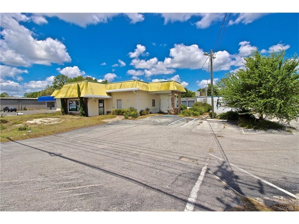 3177 E Gulf To Lake Hwy, Inverness, FL for lease Building Photo- Image 1 of 2