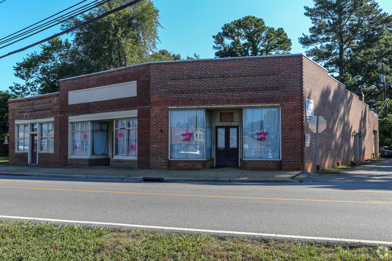 141 S Main St, Stanley, NC 28164