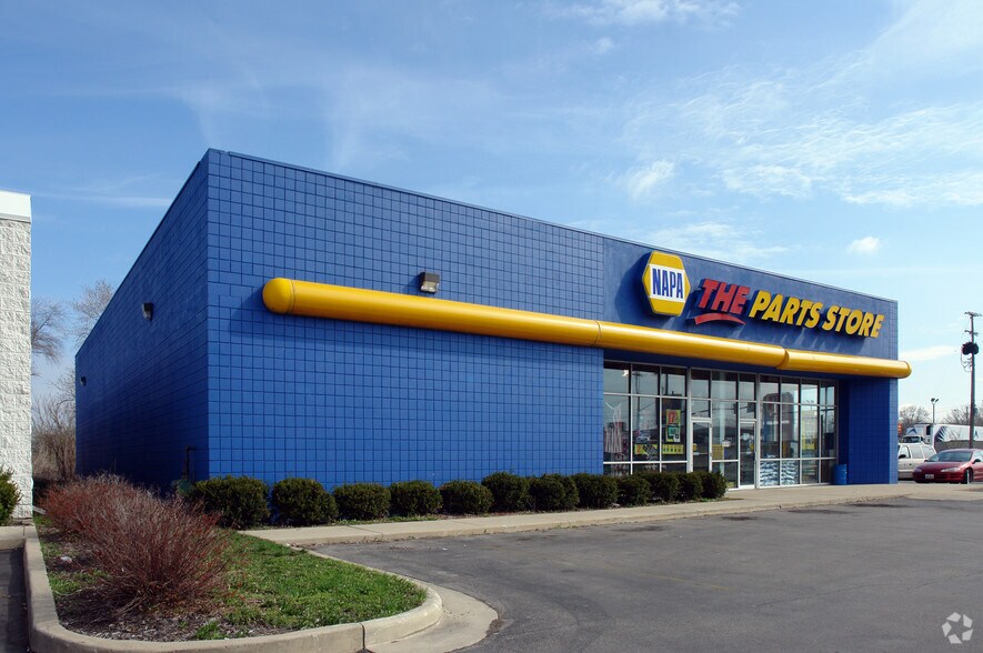 5240 Heatherdowns Blvd, Toledo, OH for sale - Building Photo - Image 1 of 1