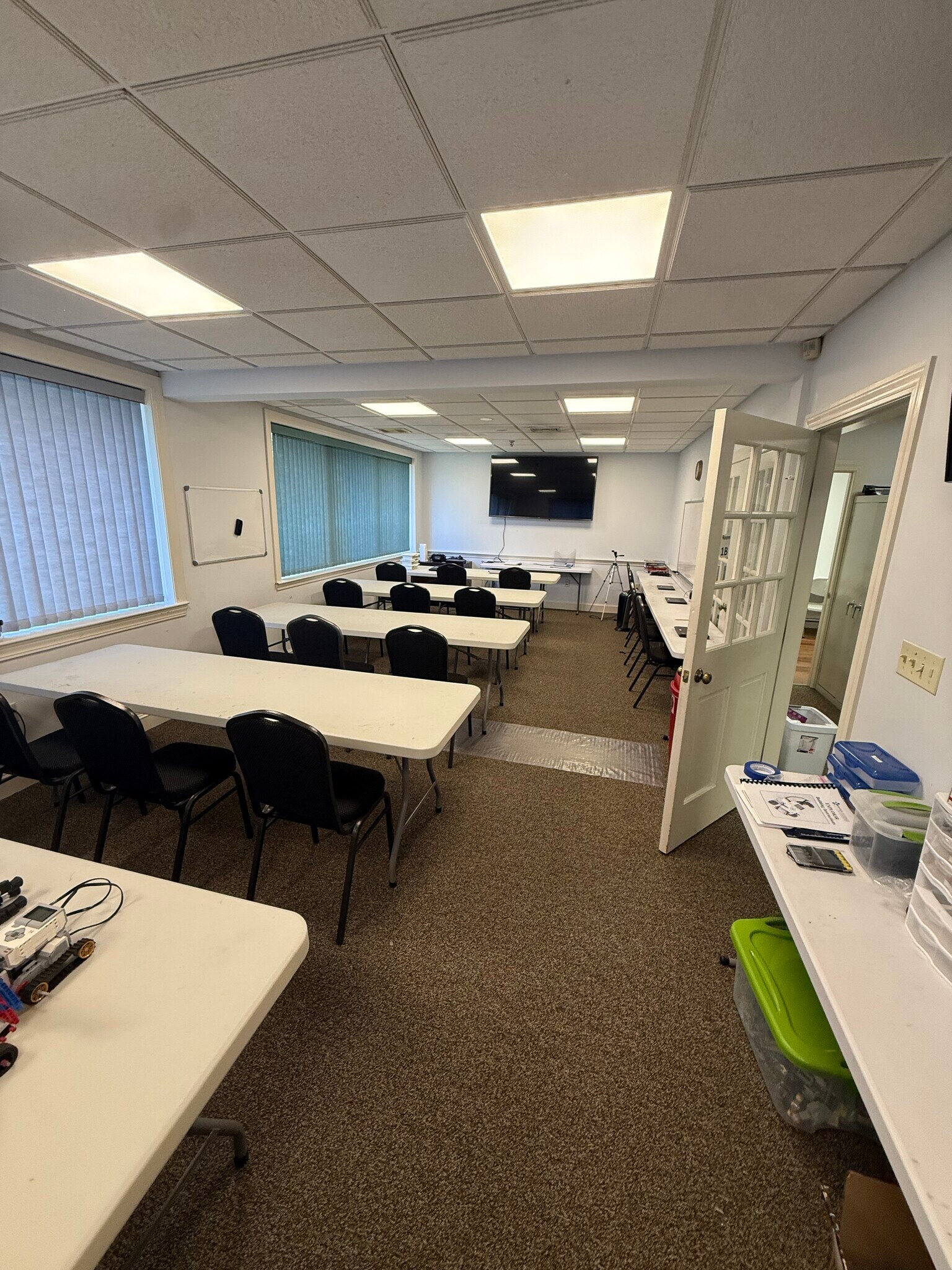 319 Littleton Rd, Westford, MA for lease Interior Photo- Image 1 of 8