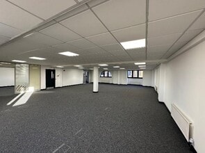 22 Station Rd, Gerrards Cross for lease Interior Photo- Image 2 of 2