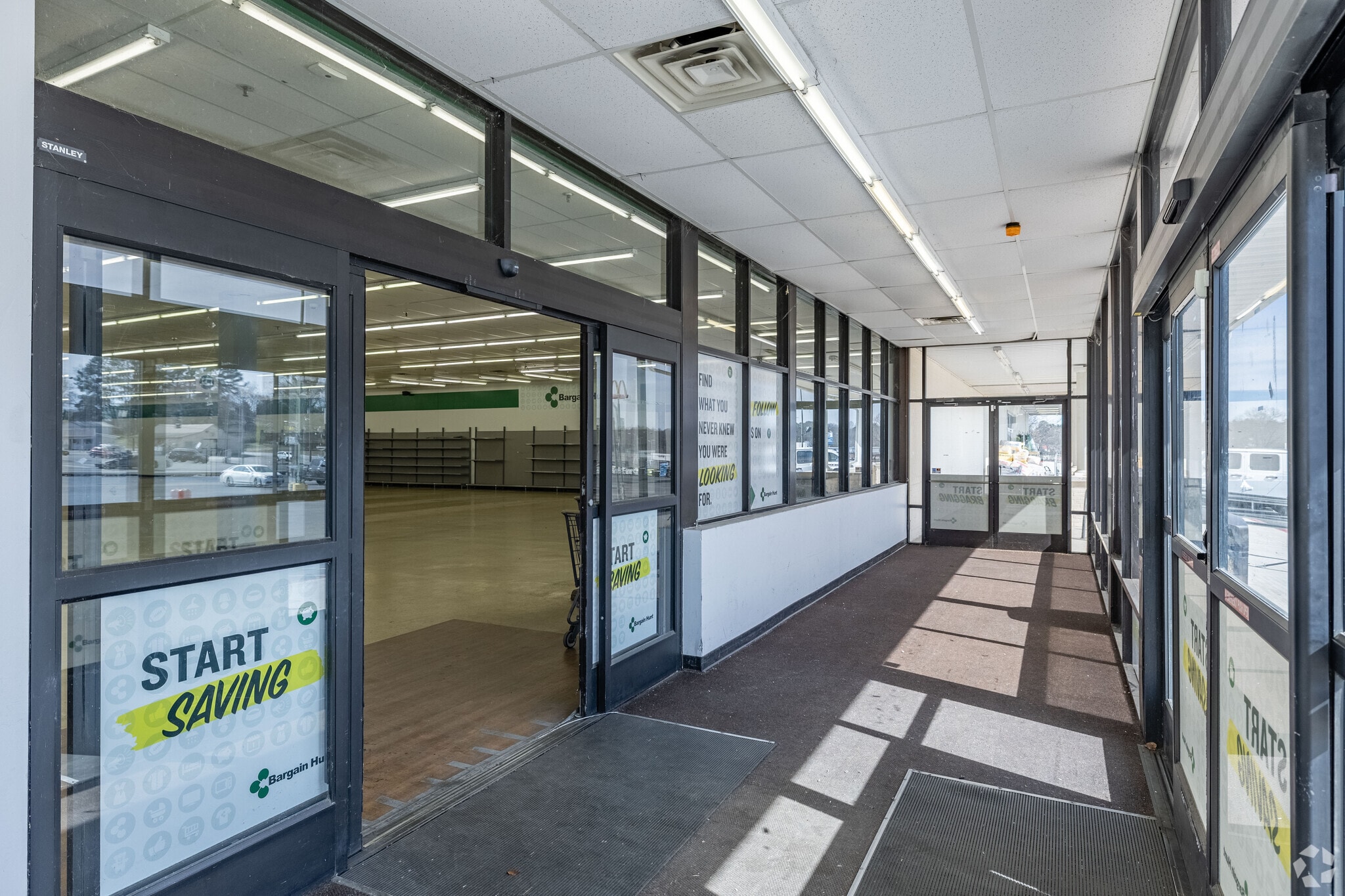 1415 Dinah Shore Blvd, Winchester, TN for lease Interior Photo- Image 1 of 14