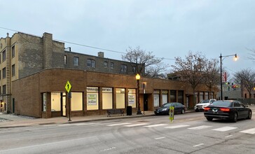 1333-1339 W Devon Ave, Chicago, IL for lease Building Photo- Image 2 of 10