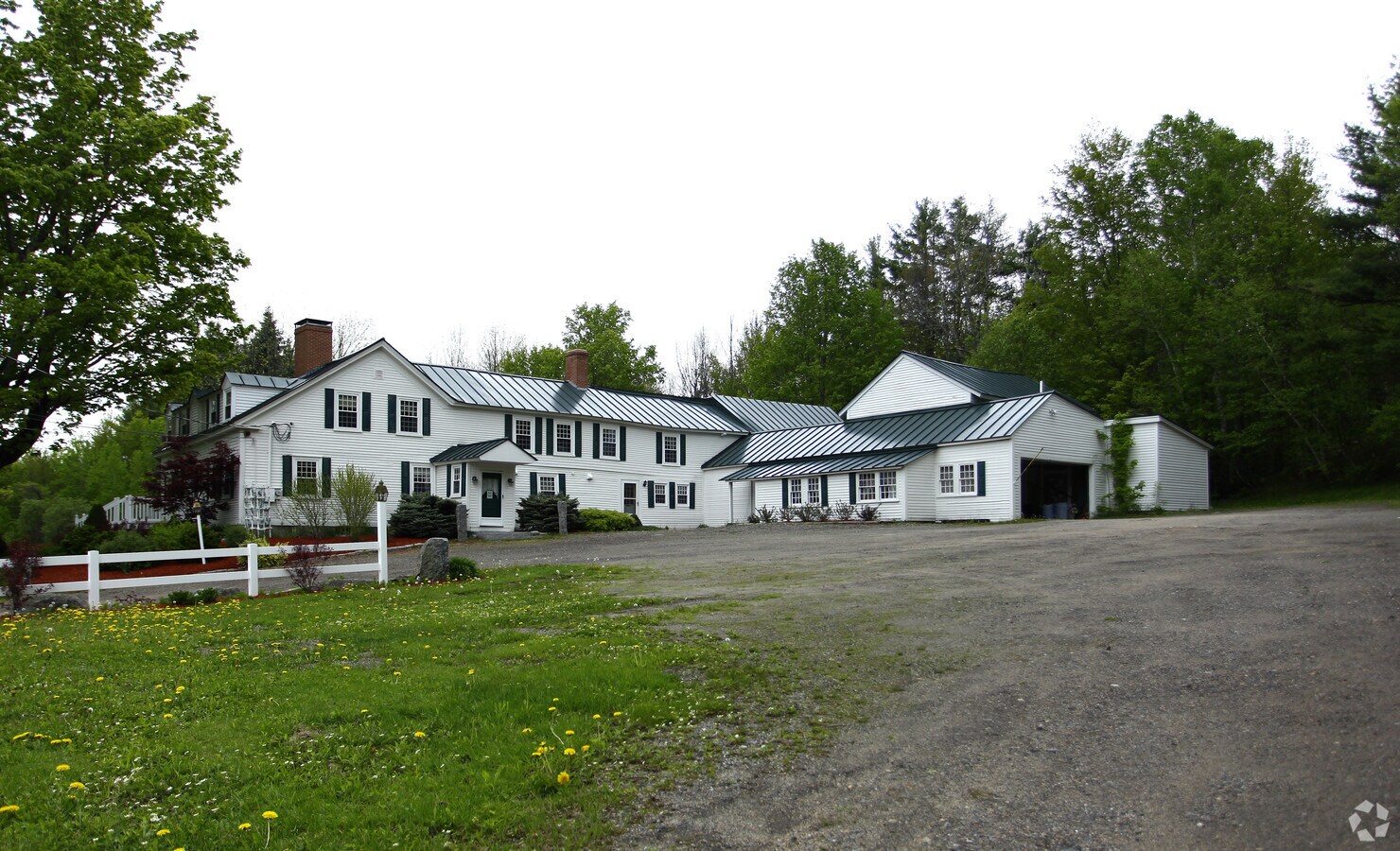 80 Pease Rd, Meredith, NH 03253