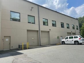2335 Seminole Ln, Charlottesville, VA for lease Building Photo- Image 1 of 2