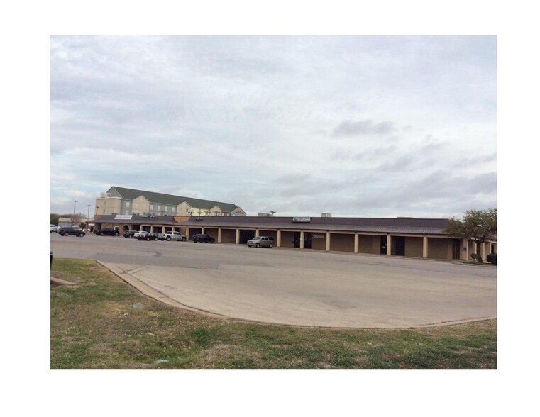 4450-4536 Buffalo Gap Rd, Abilene, TX for lease - Building Photo - Image 3 of 3