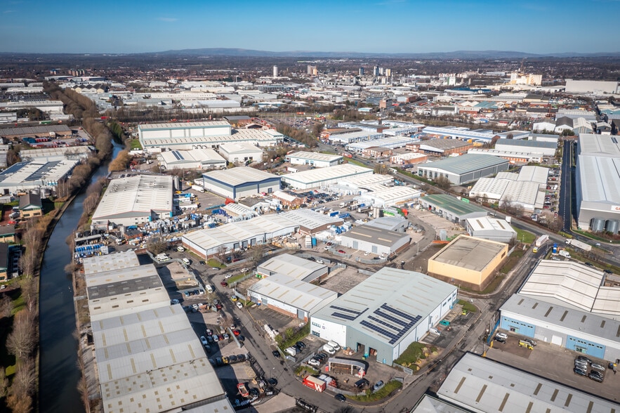 Severnside Trading Estate, Textilose Rd, Manchester for lease - Building Photo - Image 1 of 23
