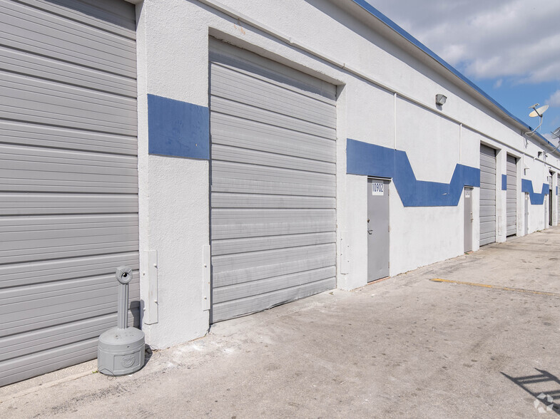 10755 SW 190th St, Miami, FL for lease - Building Photo - Image 3 of 13