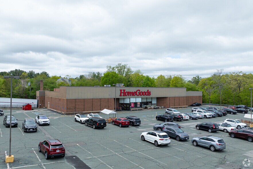 1342 Main St, Reading, MA for sale - Primary Photo - Image 1 of 1