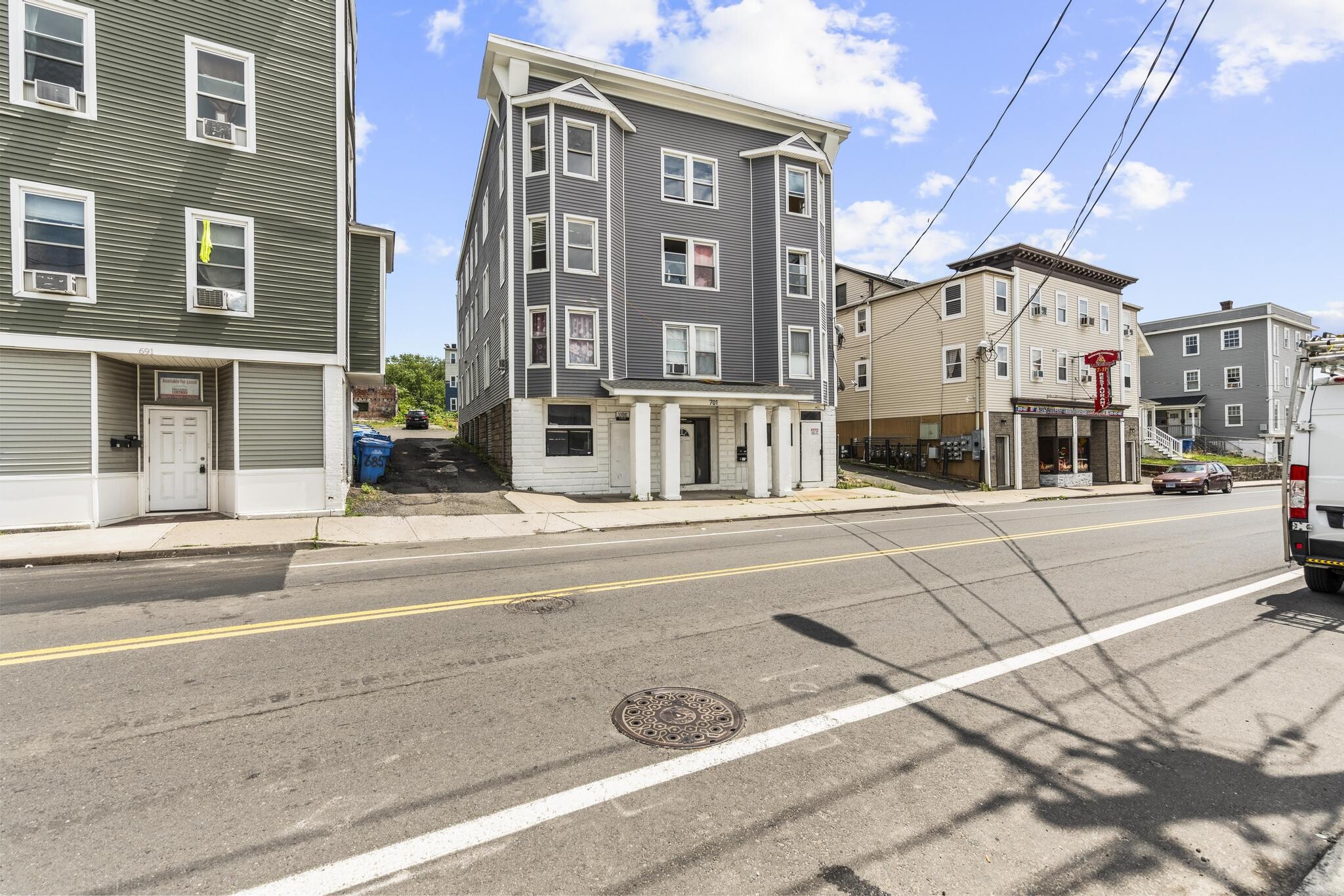 701-703 S Main St, Waterbury, CT for sale Primary Photo- Image 1 of 29