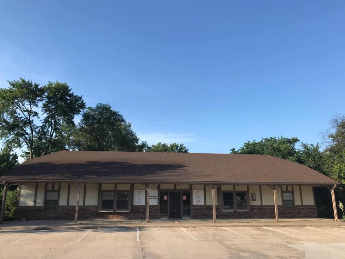 2619 W 6th St, Lawrence, KS for sale Building Photo- Image 1 of 1