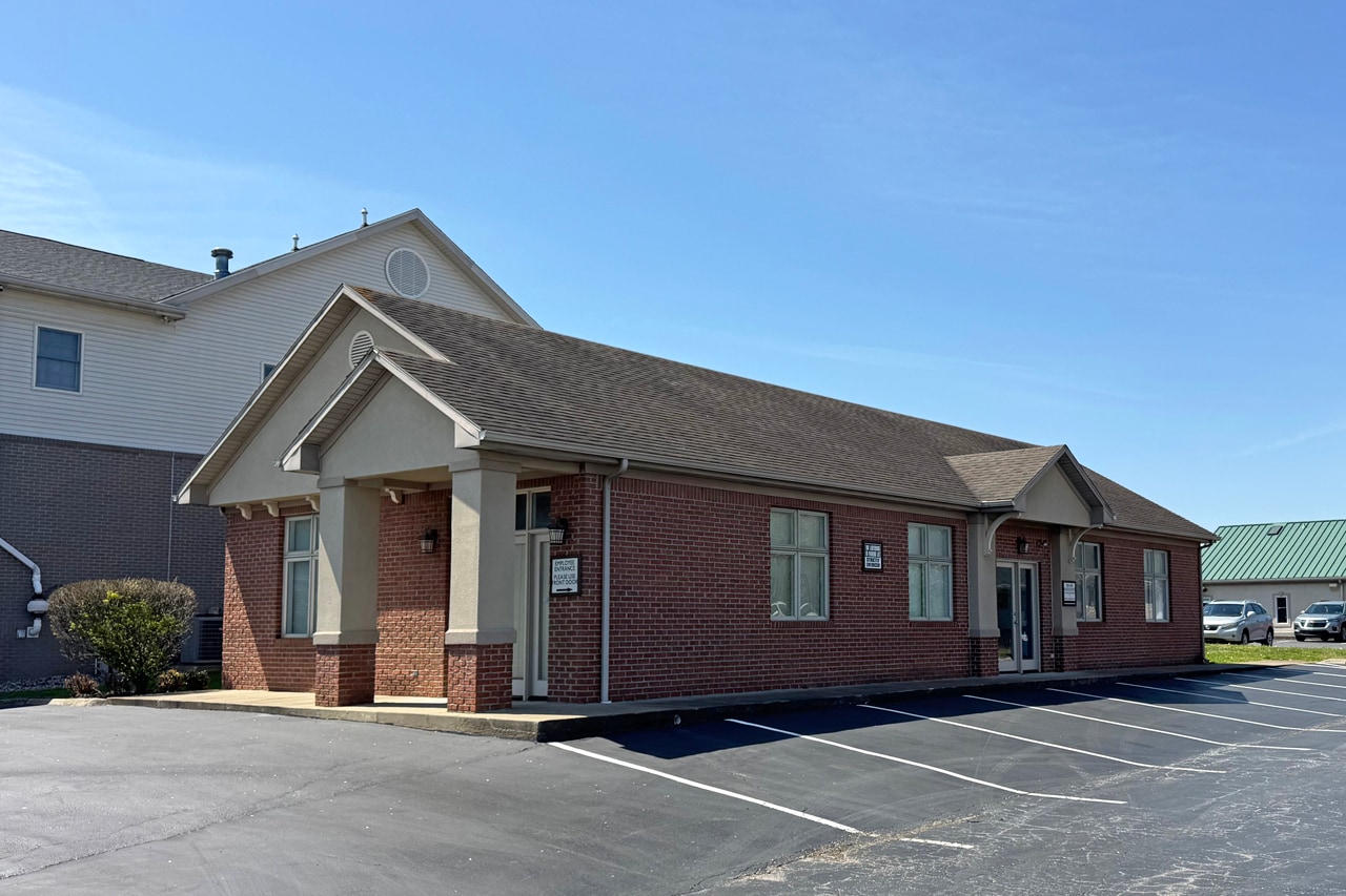 1725 McIntosh St, Bowling Green, KY for sale Primary Photo- Image 1 of 17