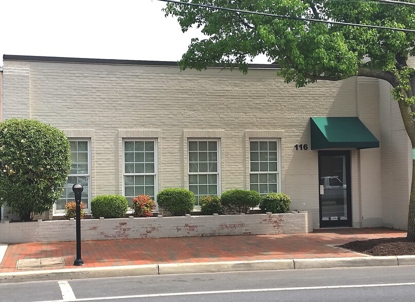 116 N Braddock St, Winchester, VA 22601