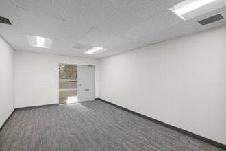 2910-2960 Scott Blvd, Santa Clara, CA for lease Interior Photo- Image 2 of 15