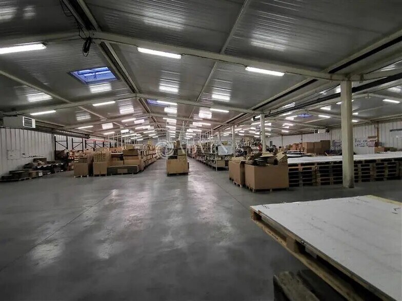 Industrial in Lys-lez-Lannoy for lease - Interior Photo - Image 3 of 10