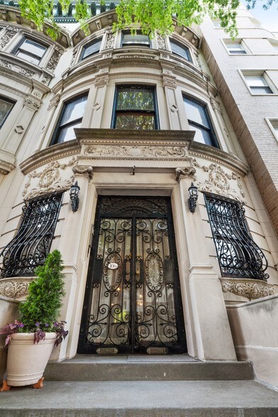 106 8th Ave, Brooklyn, NY for sale - Primary Photo - Image 1 of 1