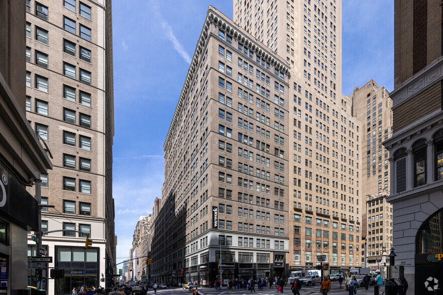 500 7th Ave, New York, NY for lease - Primary Photo - Image 1 of 9