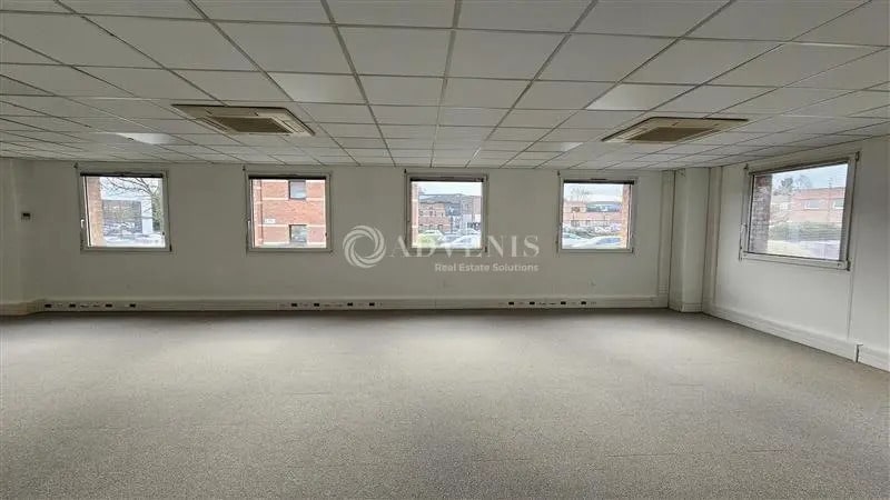 Office in VILLENEUVE-D'ASCQ for lease - Interior Photo - Image 2 of 12