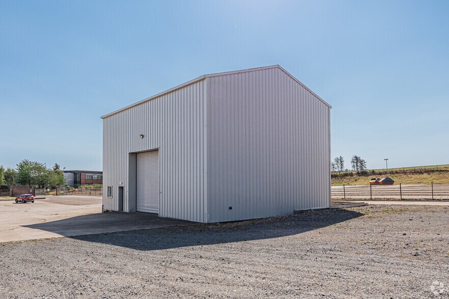 1-3 Howe Moss Dr, Dyce for lease - Building Photo - Image 2 of 4