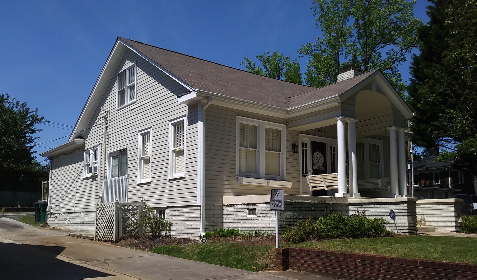 1818 Lombardy Cir, Charlotte, NC 28203