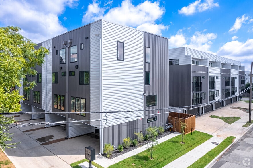 4701 San Jacinto St, Dallas, TX for sale - Primary Photo - Image 1 of 23