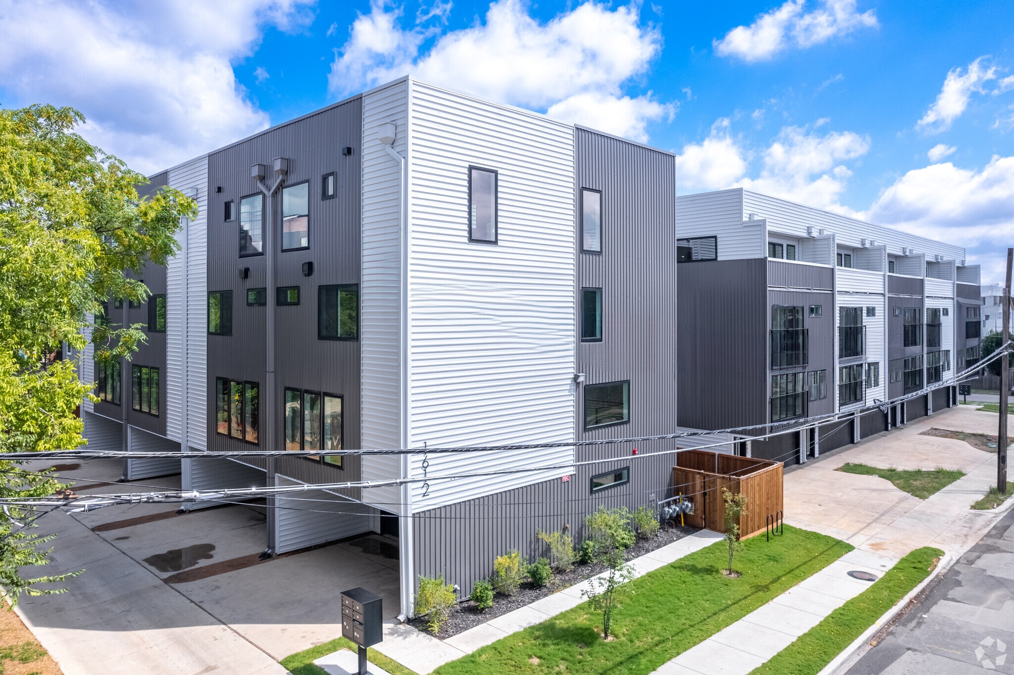 4701 San Jacinto St, Dallas, TX for sale Primary Photo- Image 1 of 24